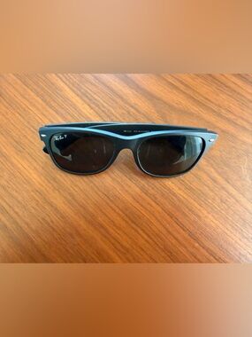 Ray-Ban Men’s Black Sunglasses - Classic Polarized Lenses